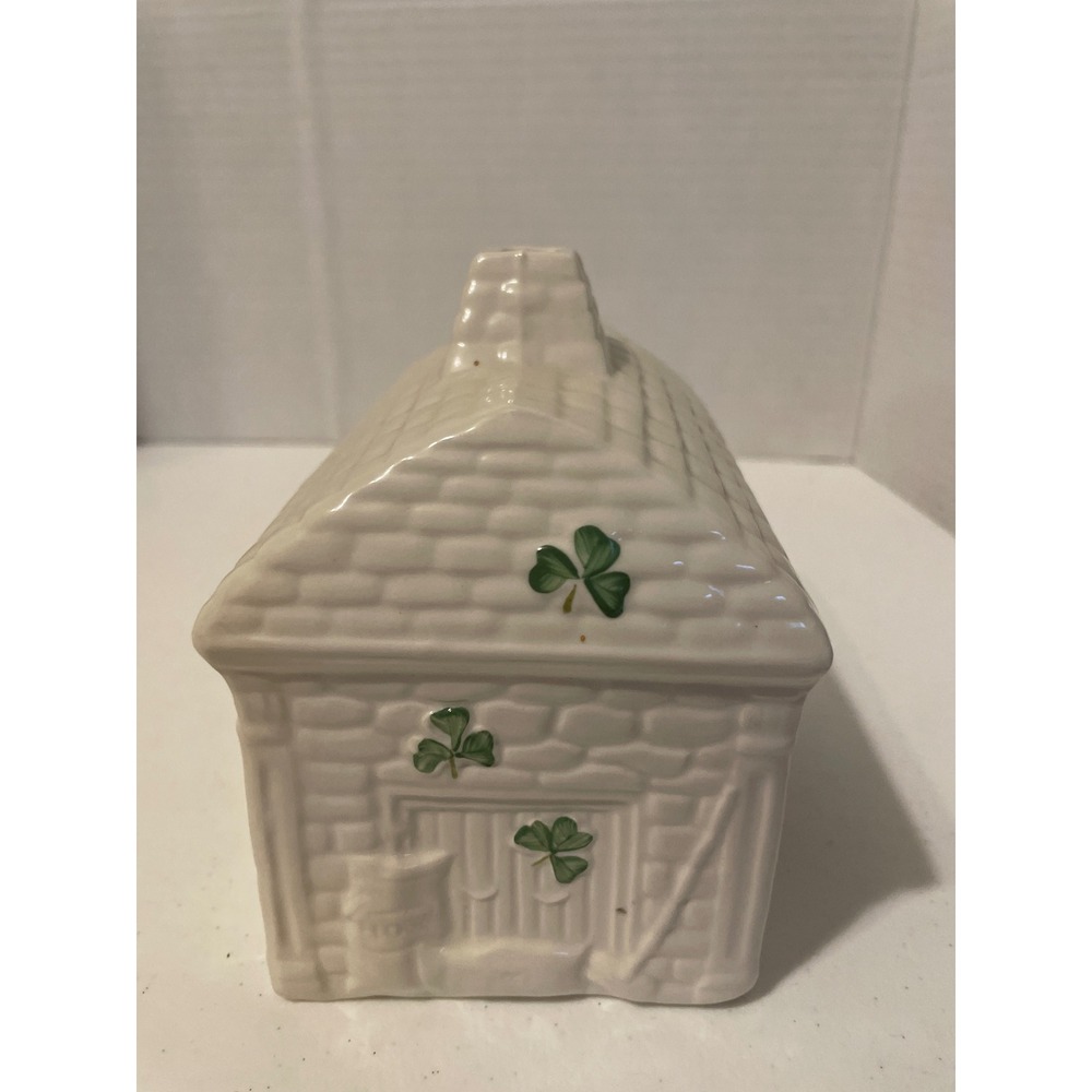 Belleek Irish Village Series Brennans Bakery Cottage Shamrock Porcelain 2005 - Picture 2 of 6